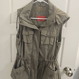 Olive Green Sleeveless Utility Jacket Vest
